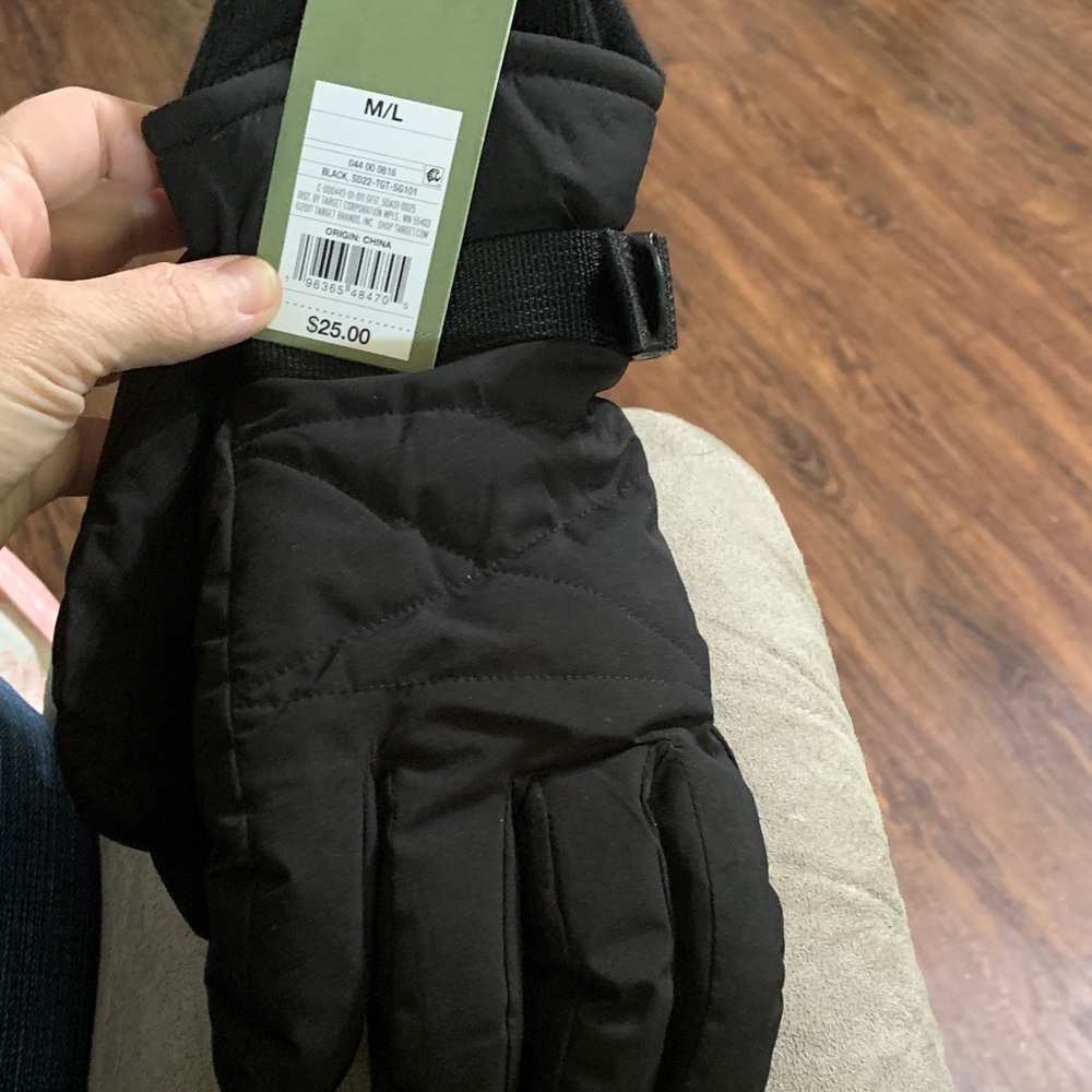 Men's Black Quilted Winter Gloves